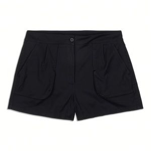 NWT Lululemon This Instant Short 3.5 Size 10
Color: Black